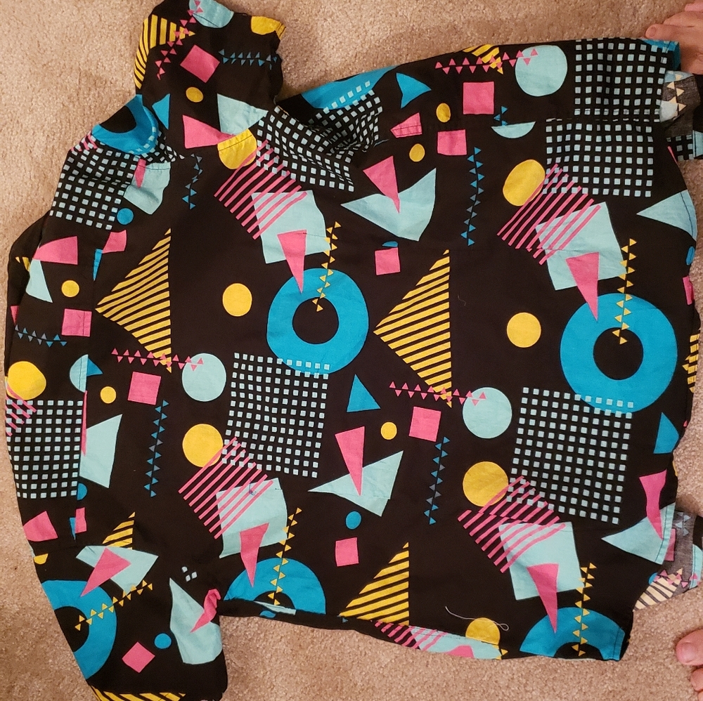 Short sleeve shirt. Worn once